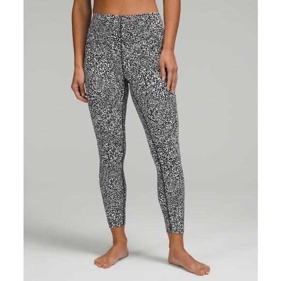 Lululemon Pants - Lululemon InStill High-Rise Tight 25"